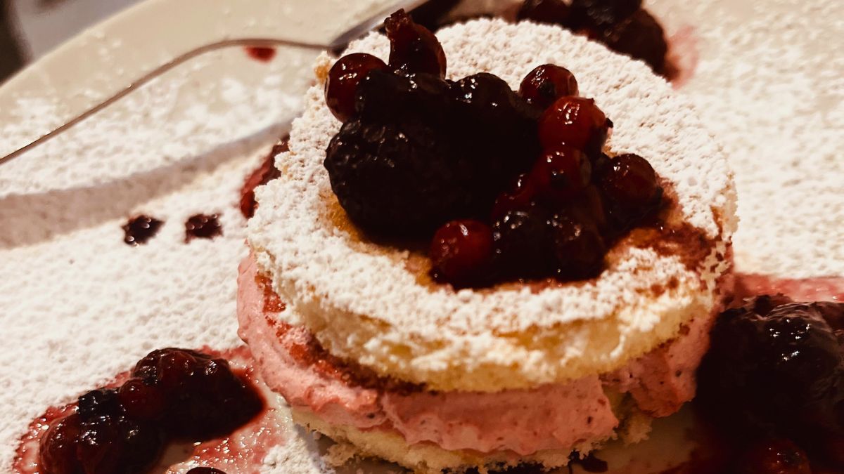 delizie fragole mousse dolce stagionale primavera