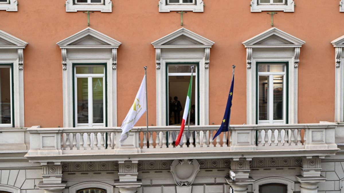 opere Corten Francesca Russo sede AIC Roma arte